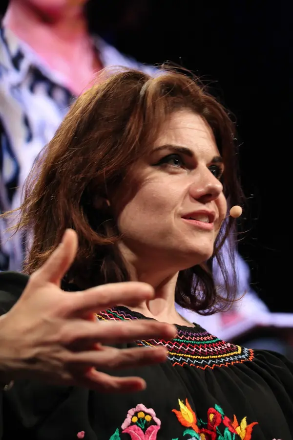 Caitlin Moran avatar