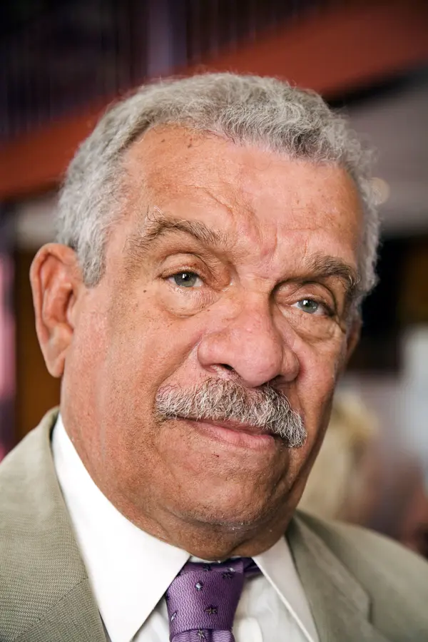 Derek Walcott avatar