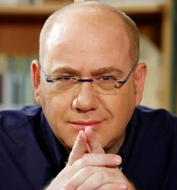 Dov Elbaum avatar