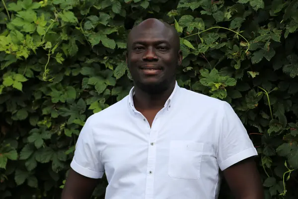 Elnathan John avatar