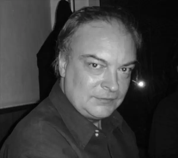 Enrique Vila-Matas avatar