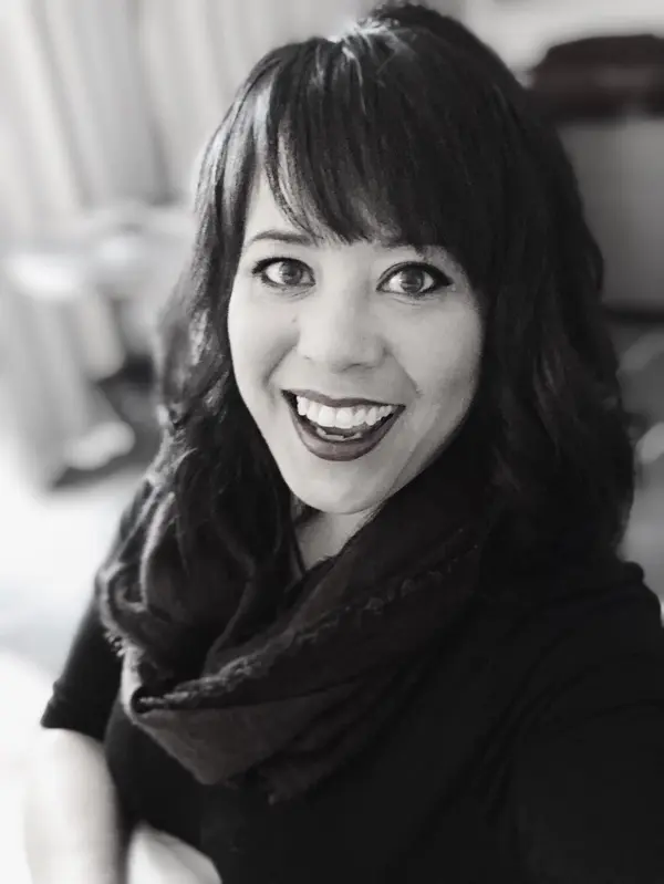 Erin Entrada Kelly avatar