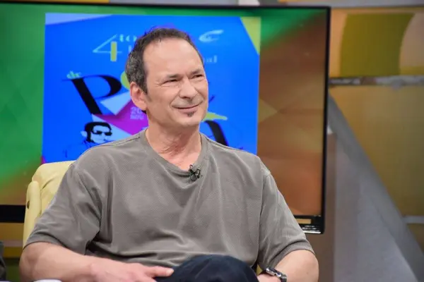 Forrest Gander avatar