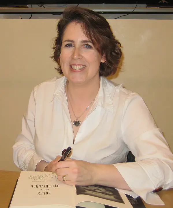 Kelley Armstrong avatar