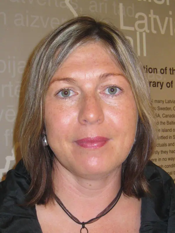 Nora Ikstena avatar