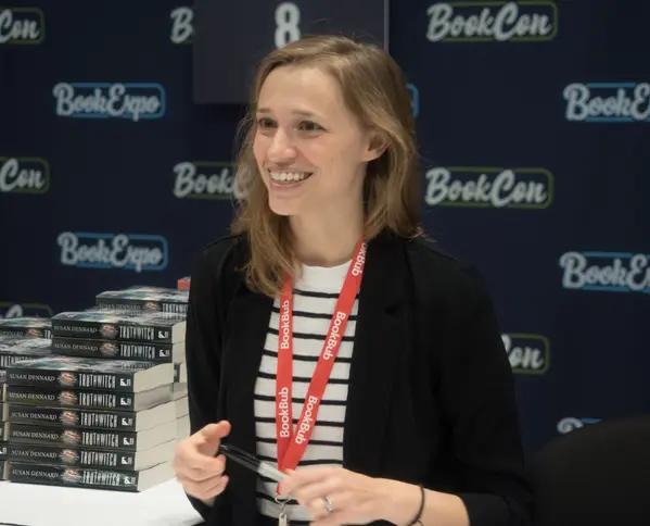 Susan Dennard avatar