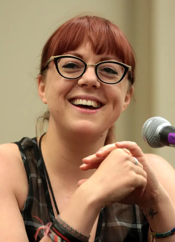 V. E. Schwab avatar