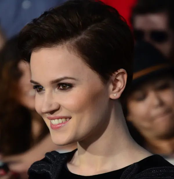 Veronica Roth avatar