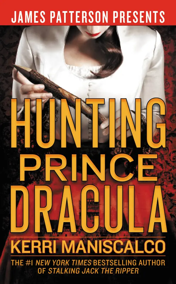 Hunting Prince Dracula by Kerri Maniscalco cover