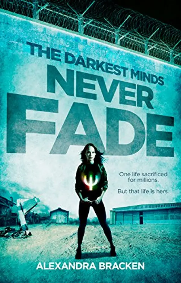 Never Fade by Alexandra Bracken cover