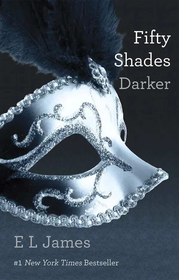 Fifty Shades Darker by E L James cover