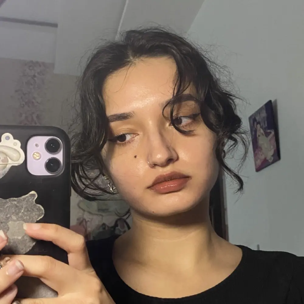 Areesha profile pic