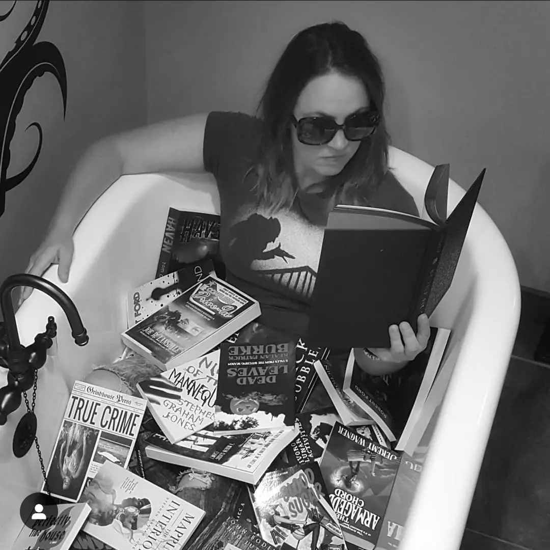 Godzillareads (Missy) profile pic