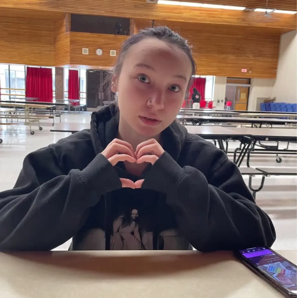 Izzie Dack profile pic