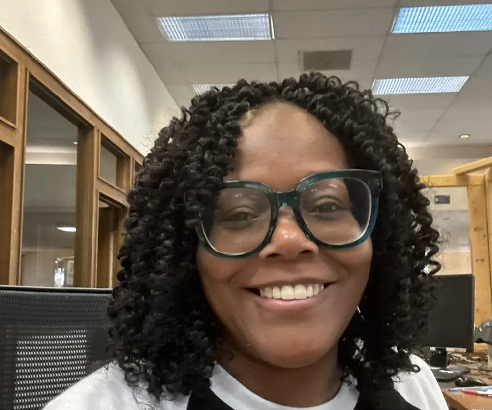 Sandra Robinson profile pic