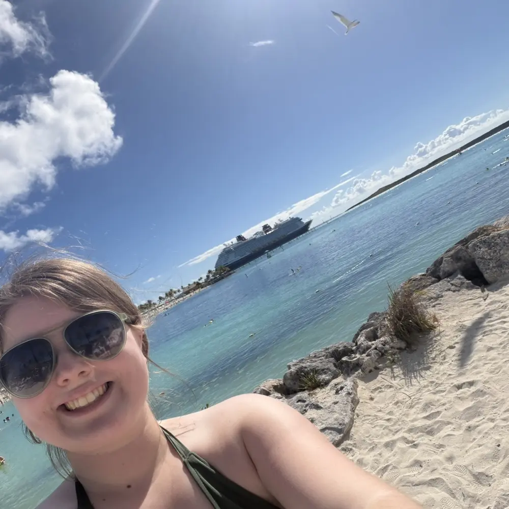 shattered_solace profile pic