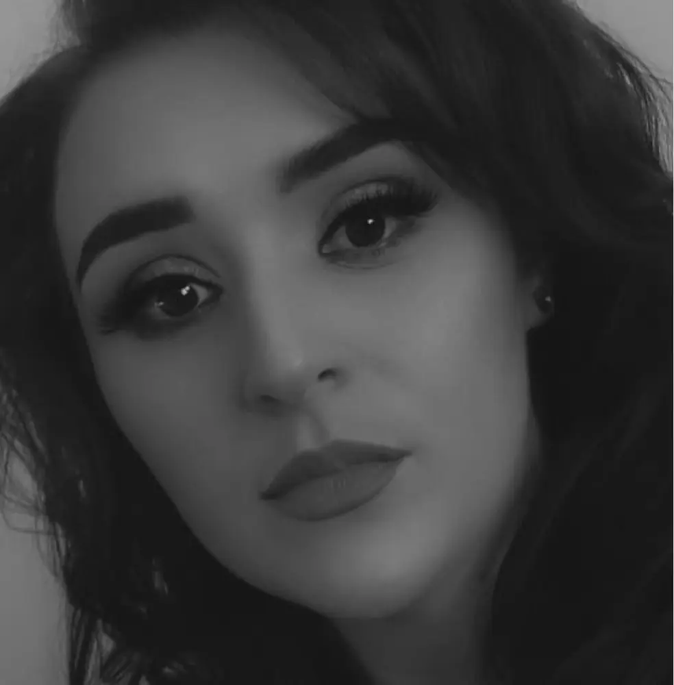 Foreverabookwormclub profile pic