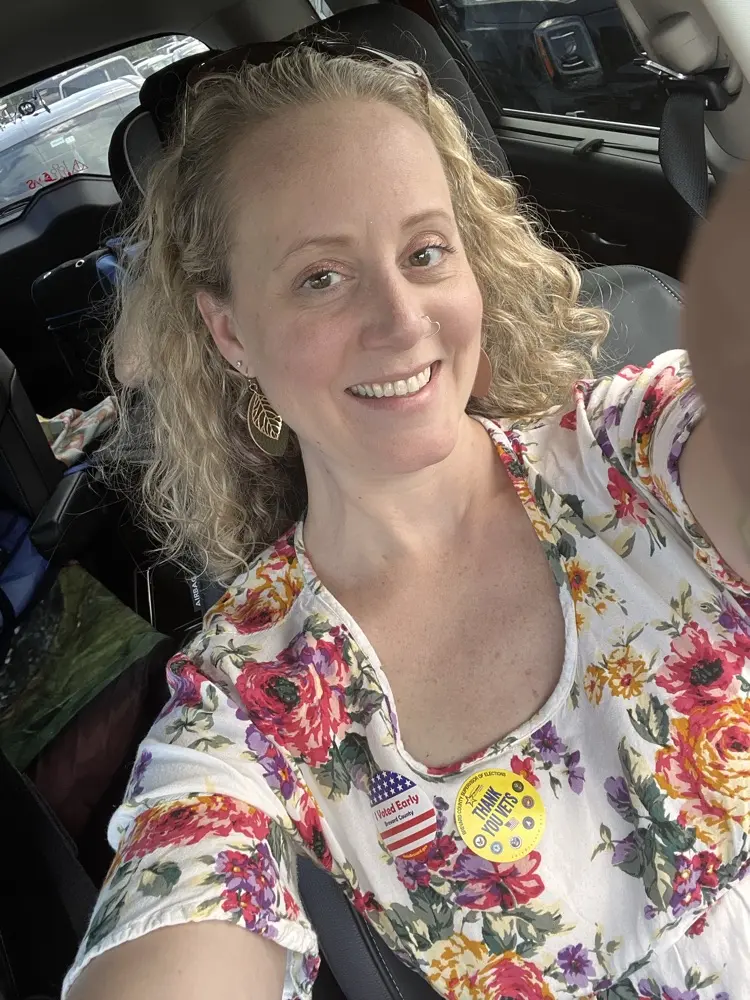 Sarah Whitney profile pic