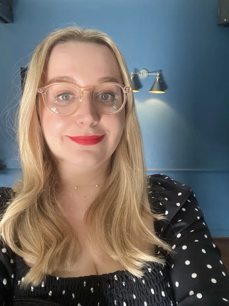 Meggan M profile pic