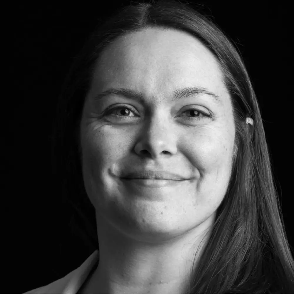 Elyzabeth Hoffman profile pic