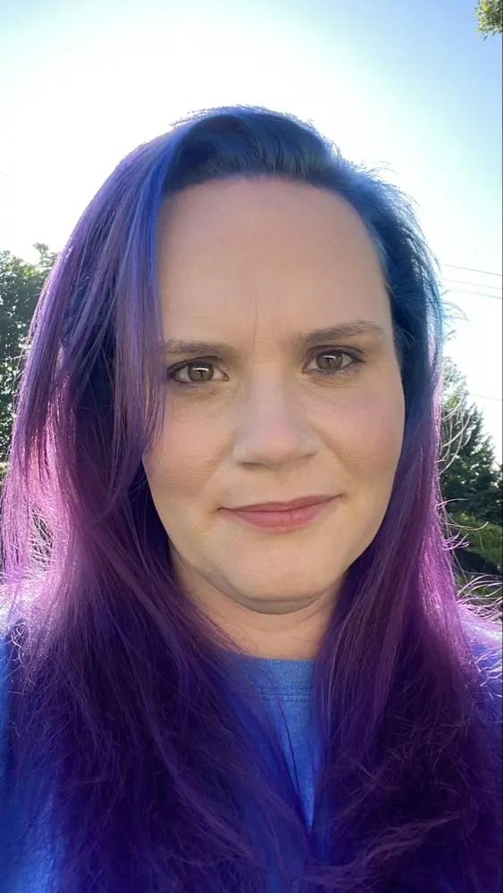 Leahanne Coats profile pic