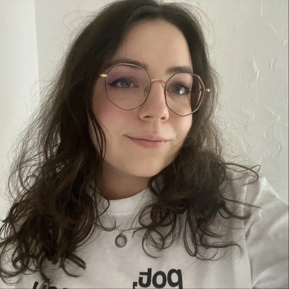 Ruxandra profile pic