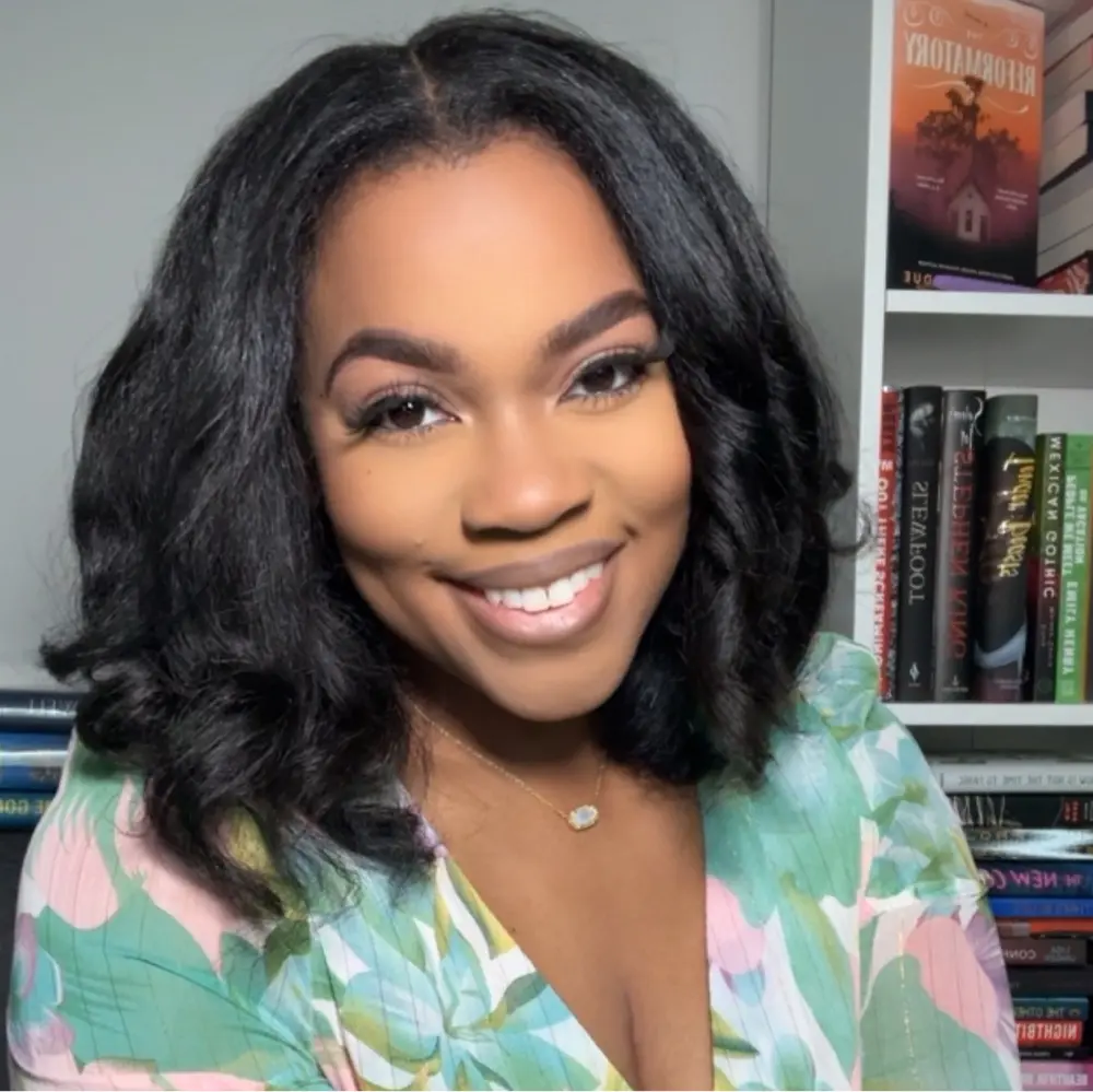 azrianareads profile pic