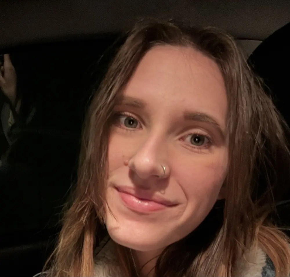 Alexa Huddleston profile pic