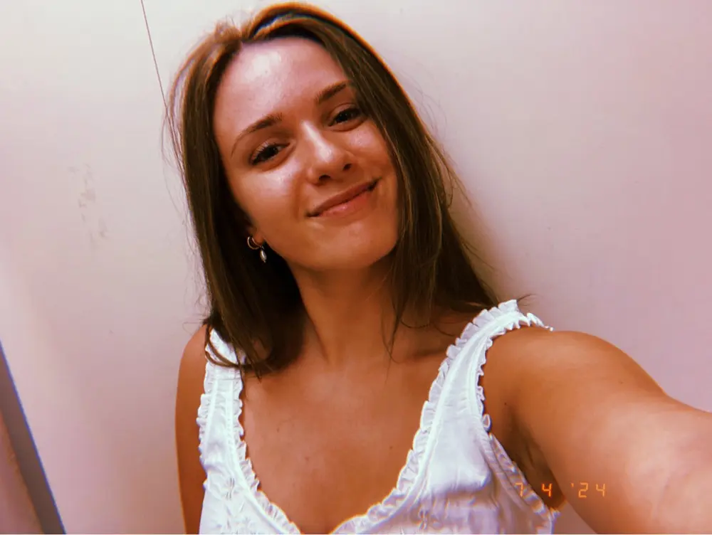 Maddy Peffer profile pic