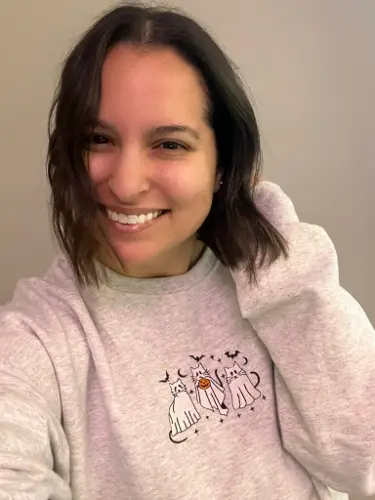 v i c t o r i a ✨ profile pic