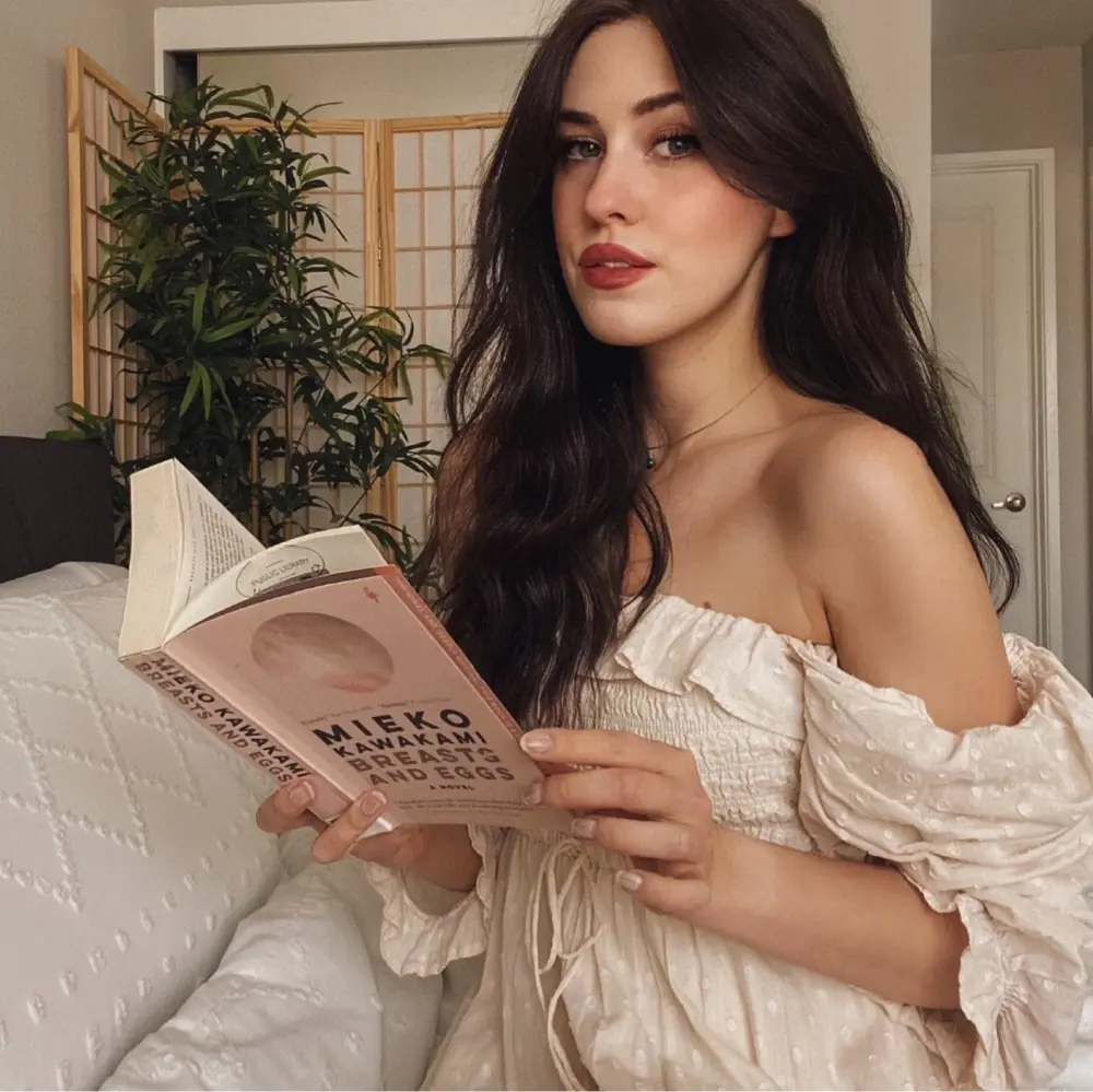 Sanita | she.breathes.words 🥀 profile pic