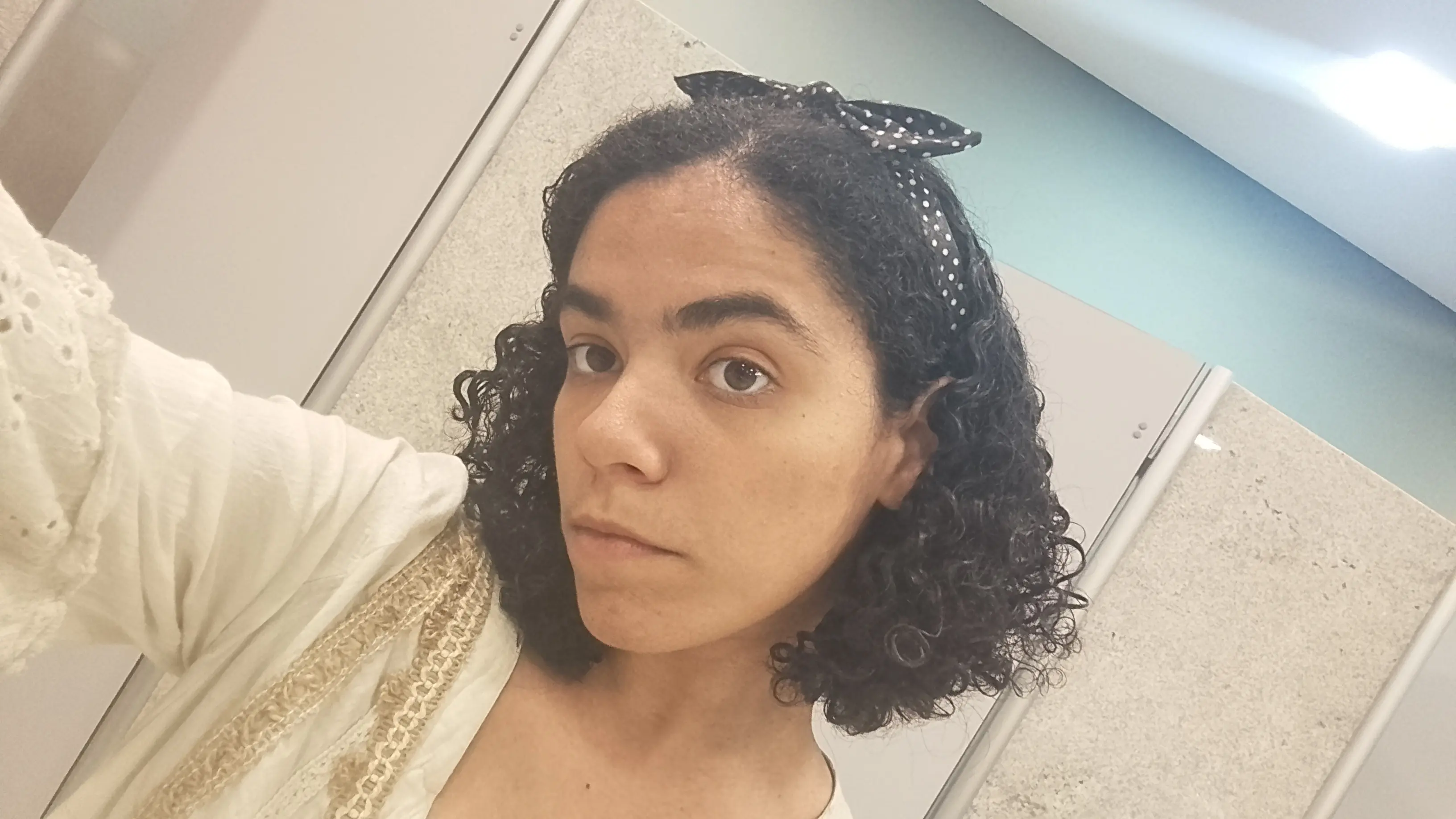 Ana L. Cezar profile pic