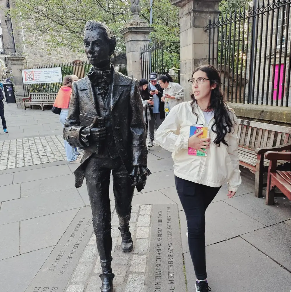 Laura Suarez profile pic