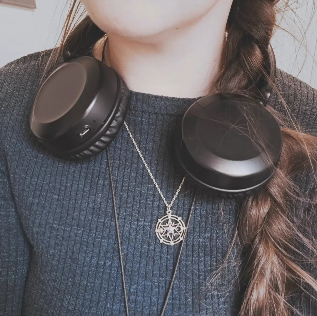 quillnqueer 🌙 profile pic