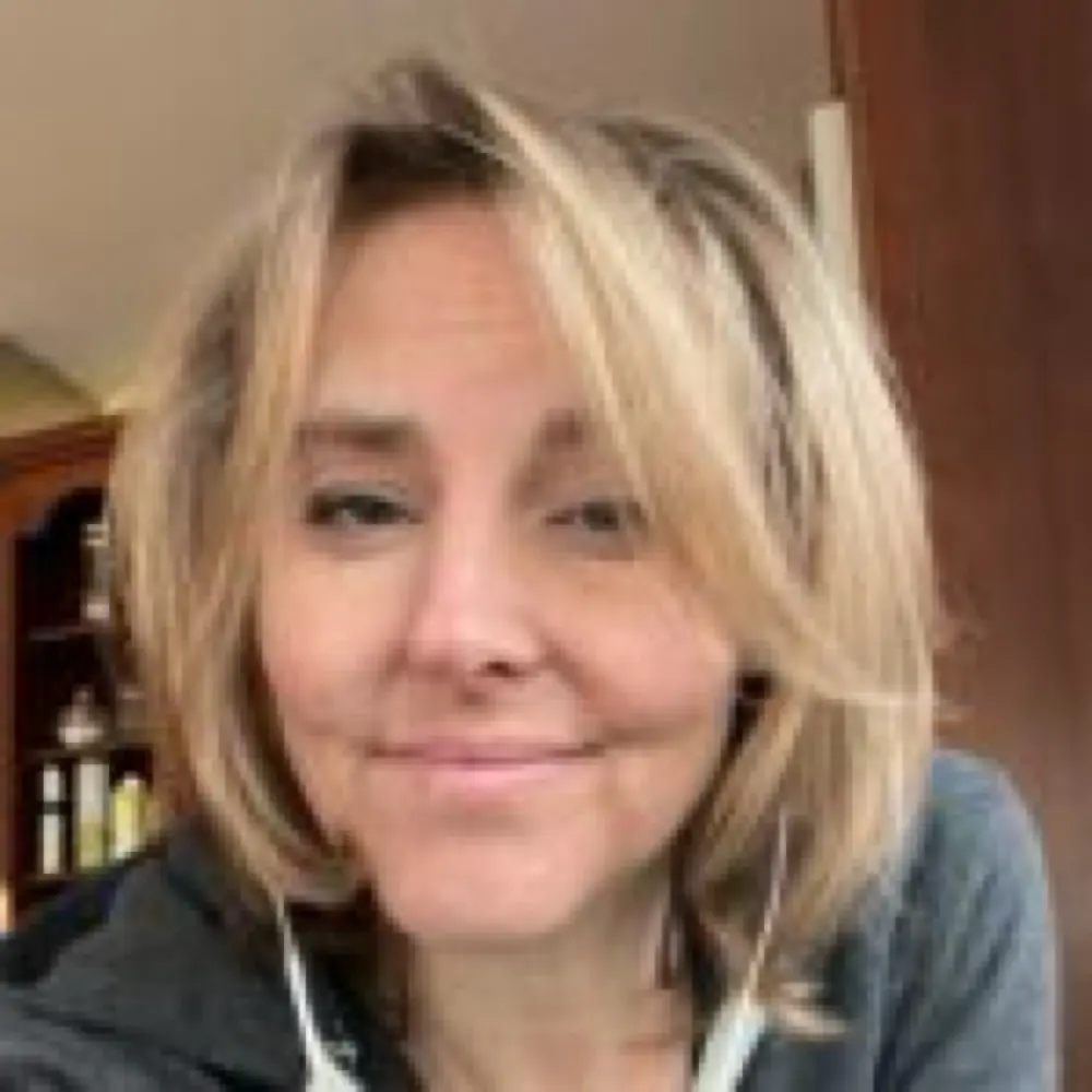 Stacie C profile pic