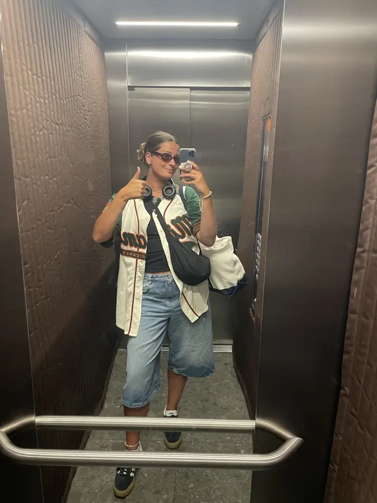 Billie Barton profile pic