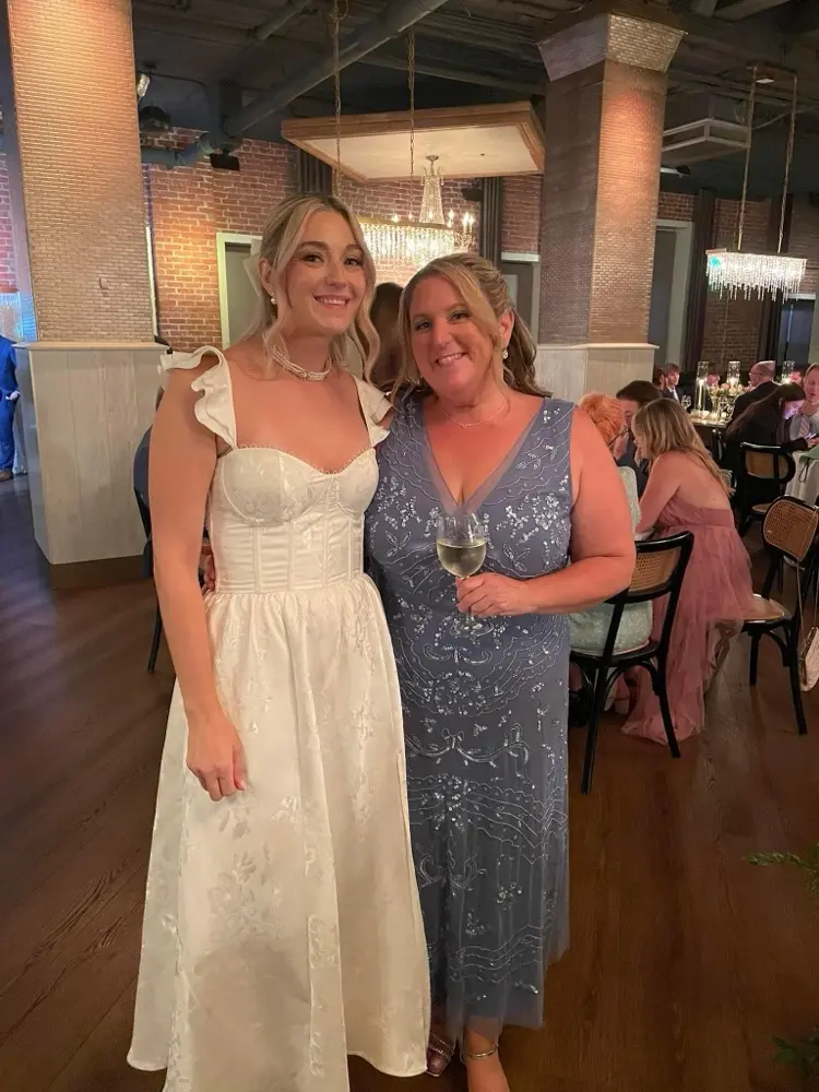 Amy Bennett profile pic