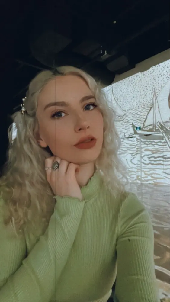 Julia Summers profile pic