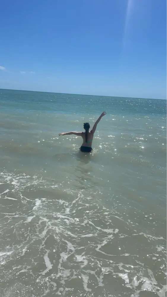 Amanda Stoll profile pic