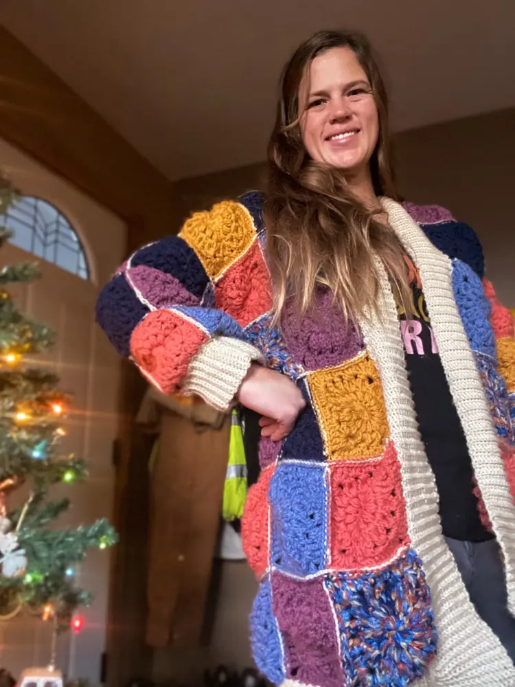 Emily (@debttodomestic) 🧶🐓🧘‍♀️ profile pic