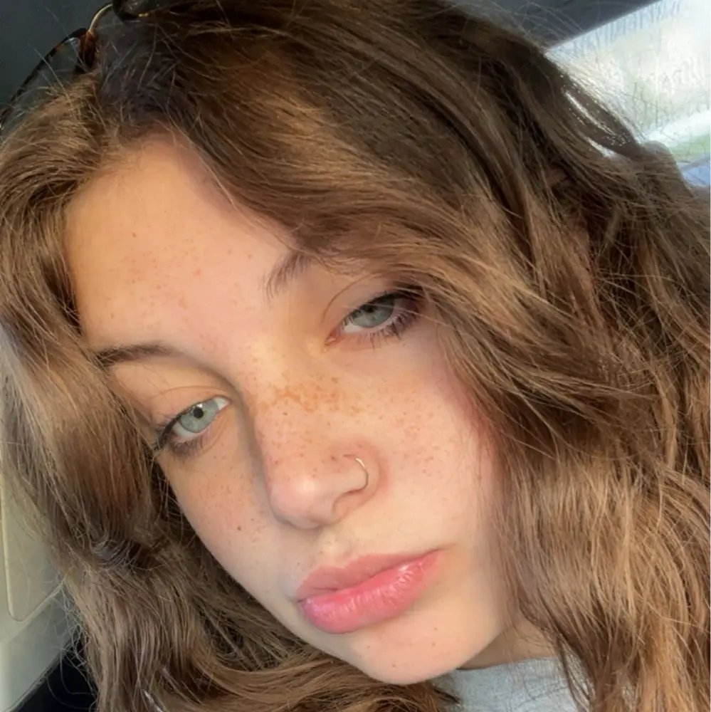 Annie Mackay profile pic