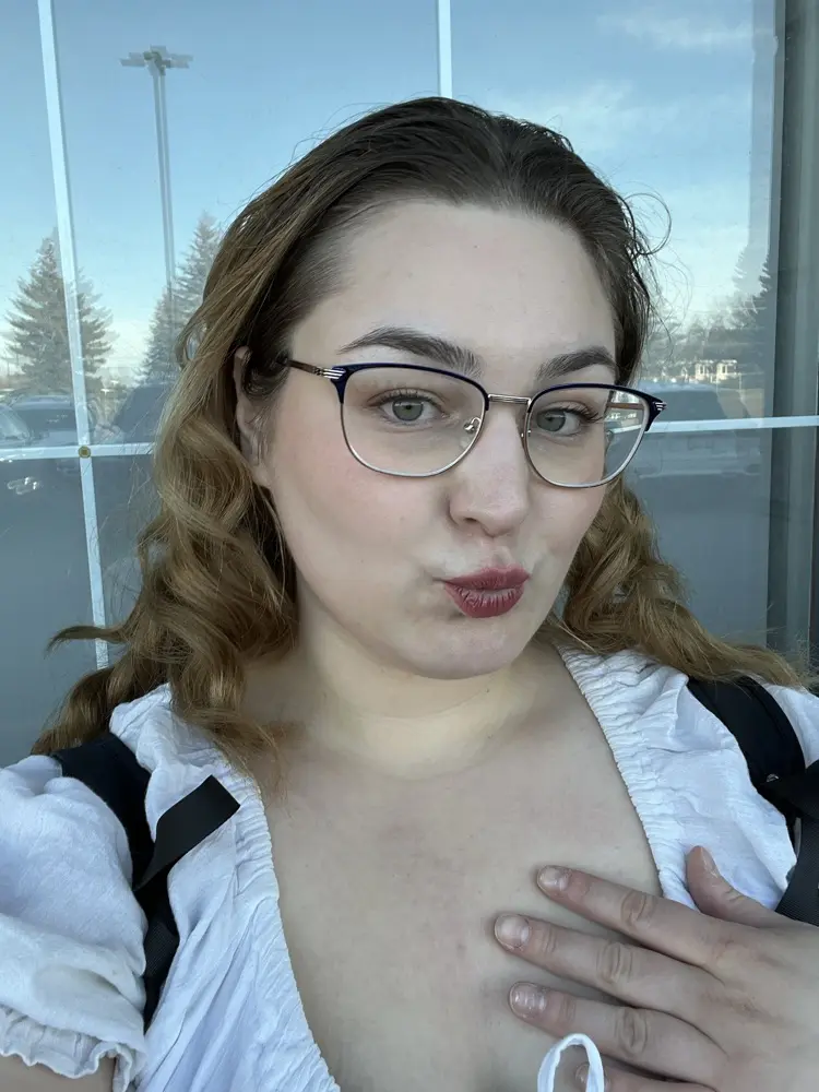 Olivia G profile pic