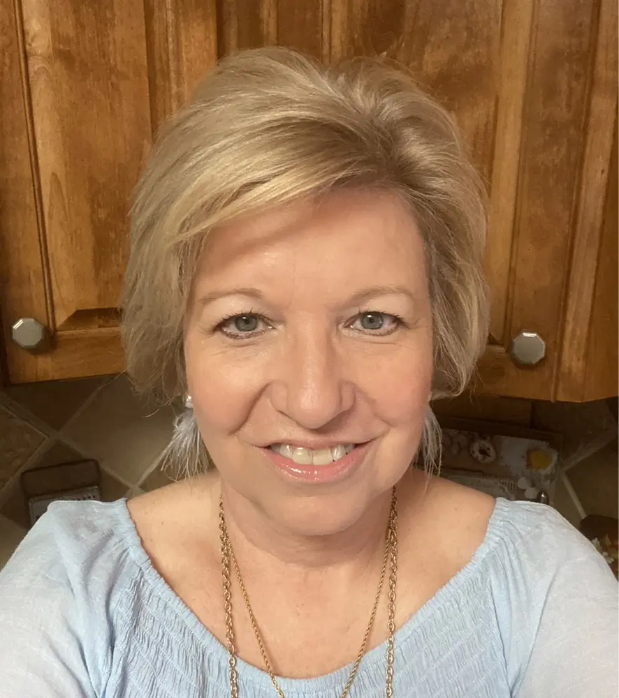 Angie Norris profile pic