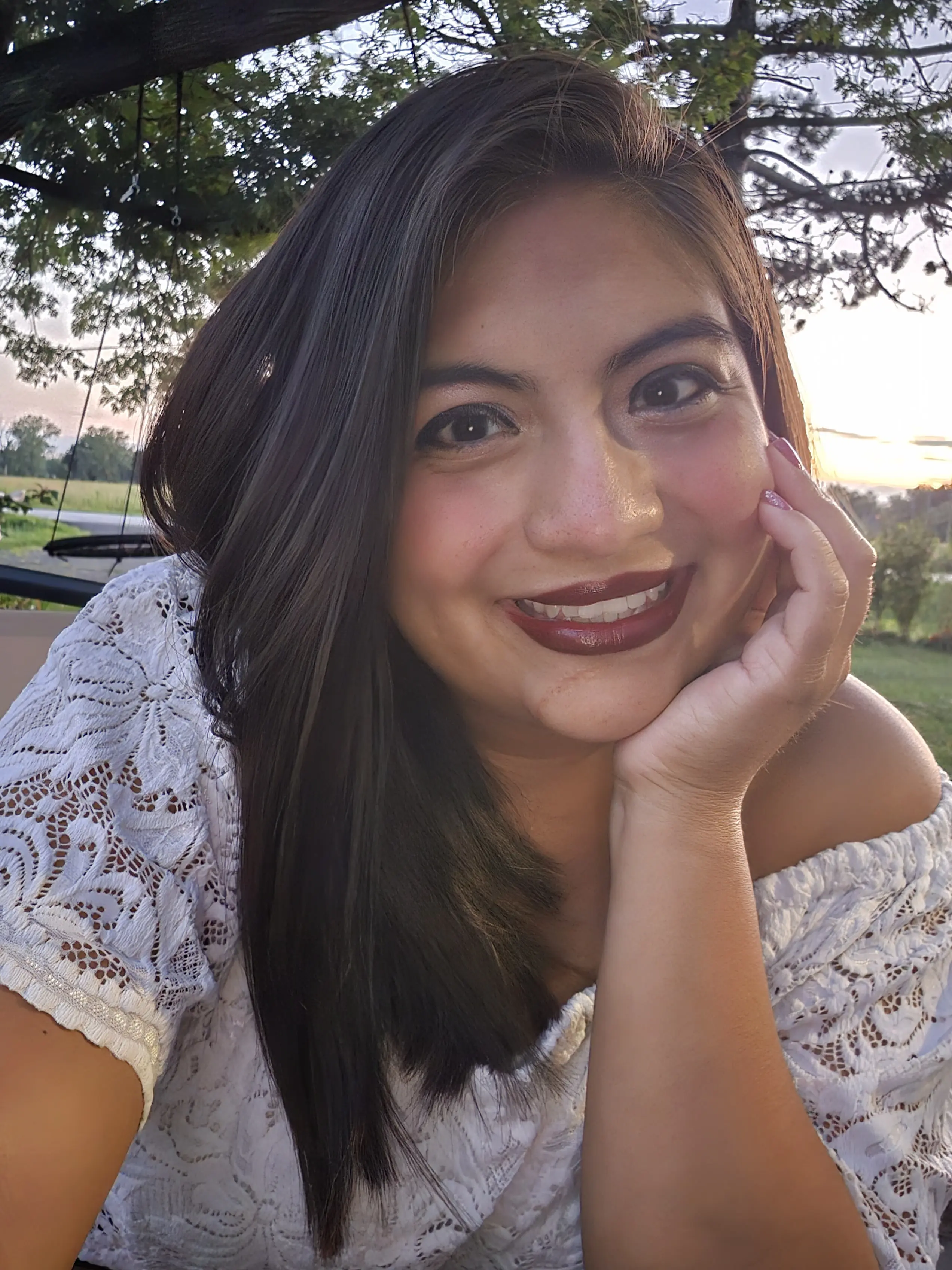 Mae and The Indie Speakeasy profile pic