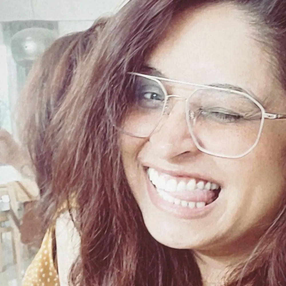 Nidhi Sharma profile pic