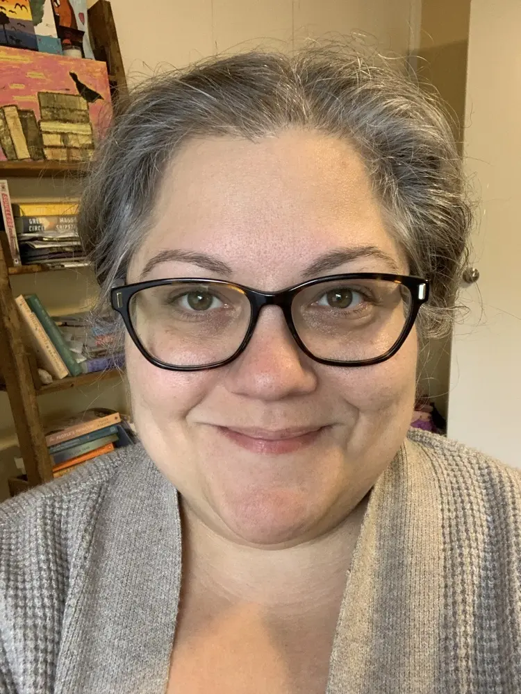 Julia Mills profile pic