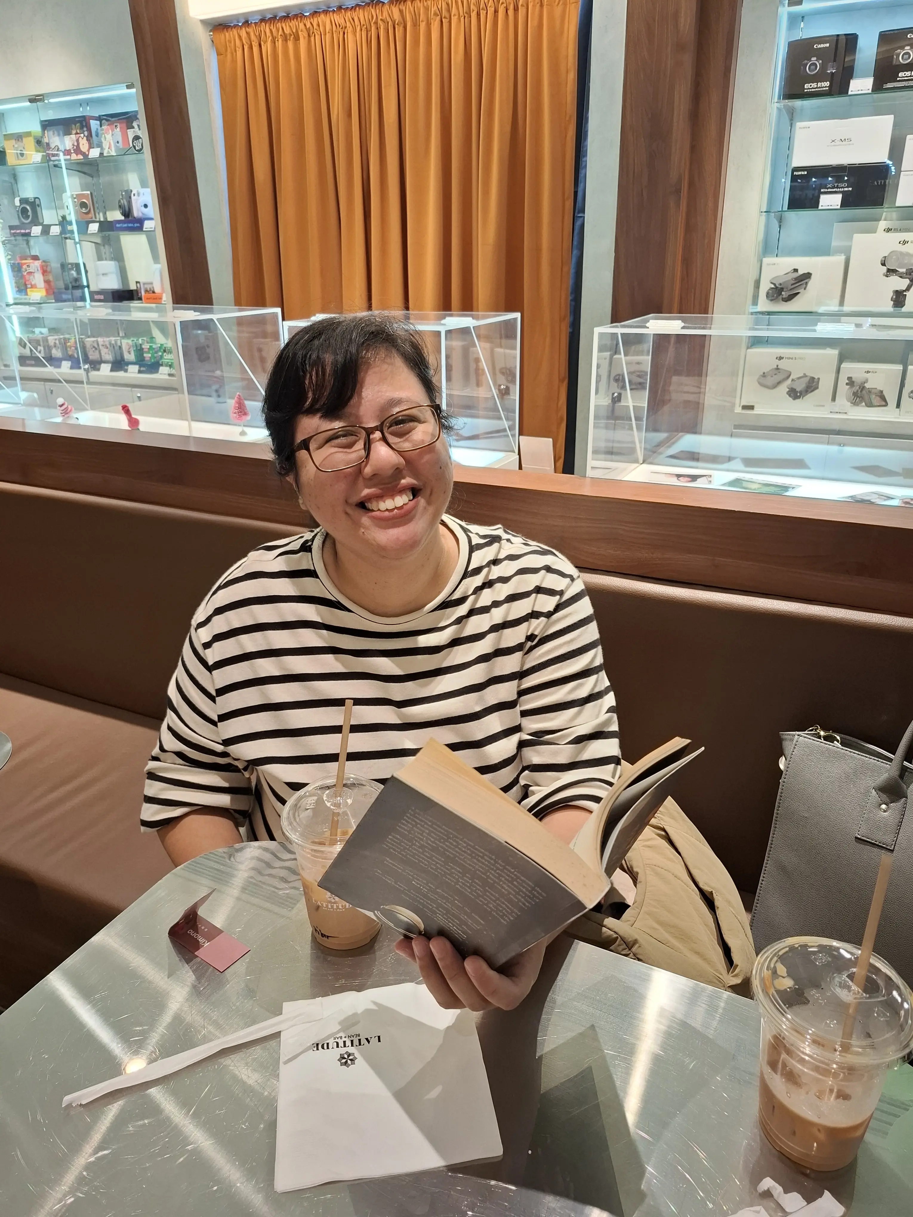 teacher.gabi.reads profile pic