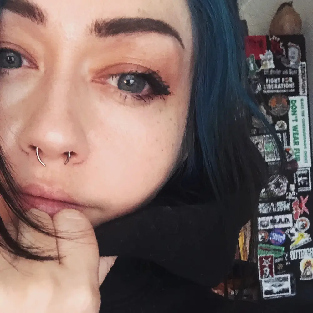 Jen (ChippedFang) profile pic