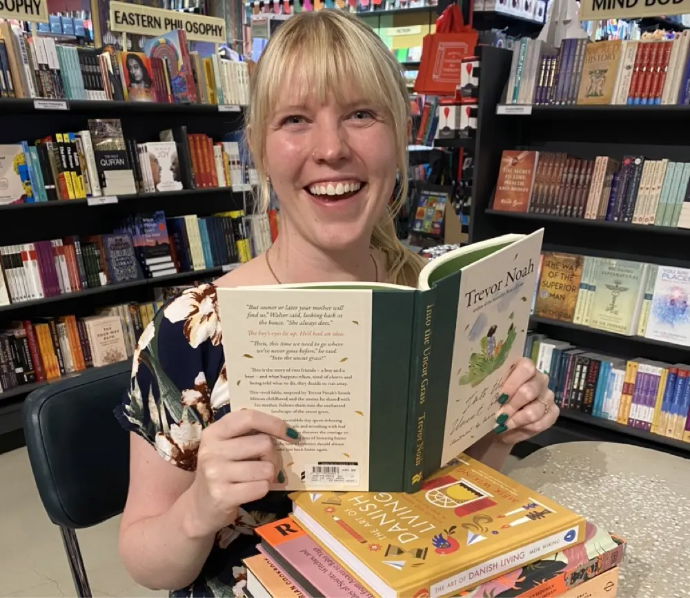 Shanreadsnwrites profile pic