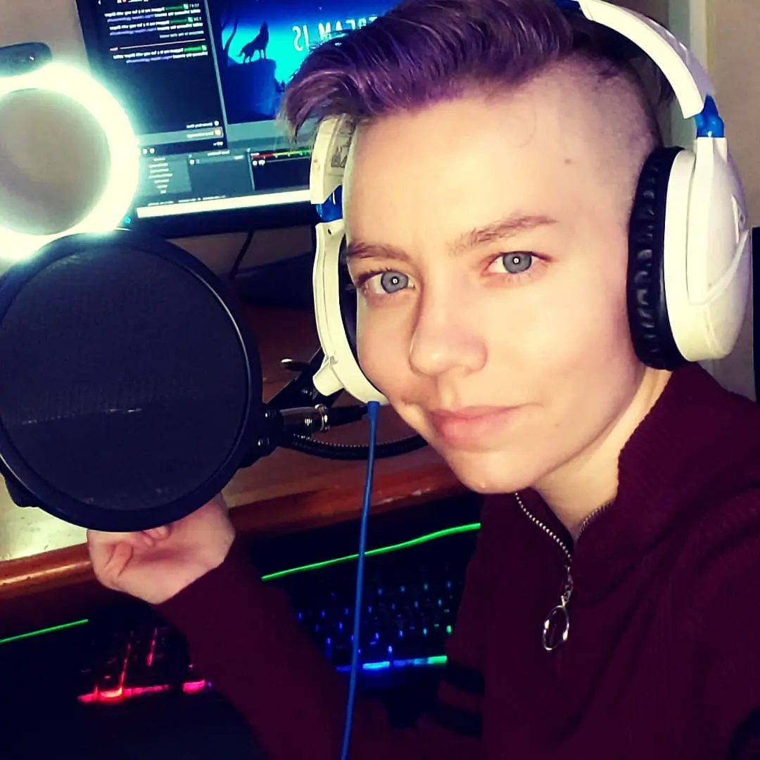 LezDoHorror profile pic